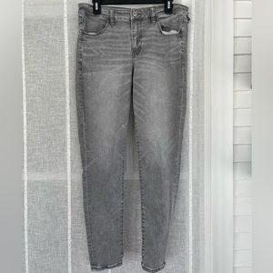 American Eagle Grey Wash Next Level Stretch Size 12